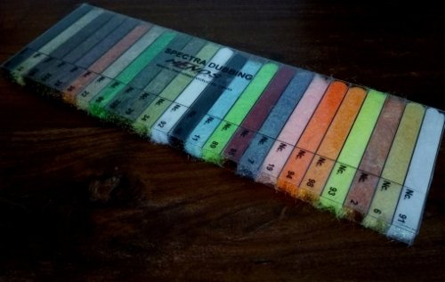 Spectra dubbing lajitelma (24 väriä)